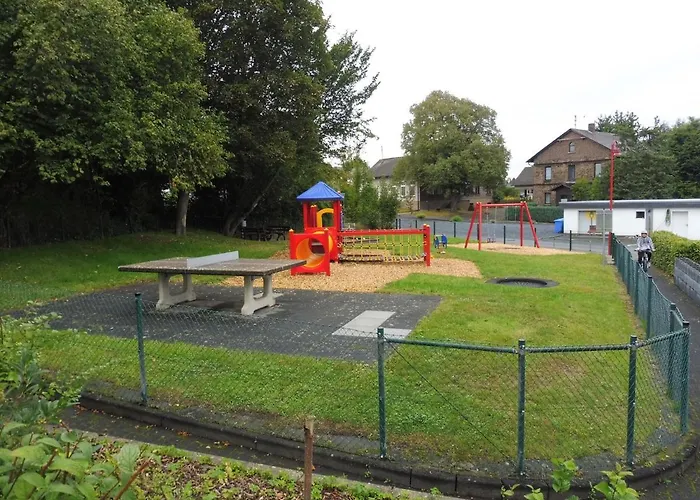 דירה With Terrace And Pool In The Garden *