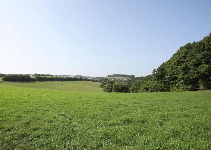 דירה With Terrace And Pool In The Garden *